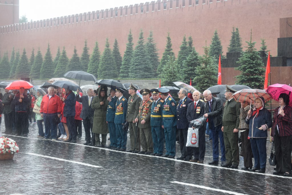 Пионерия и Ленин будут жить всегда в веках!