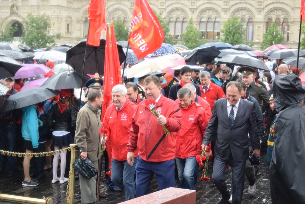Пионерия и Ленин будут жить всегда в веках!