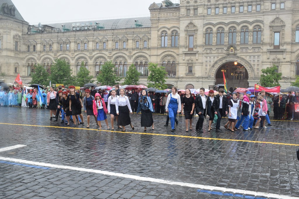 Пионерия и Ленин будут жить всегда в веках!