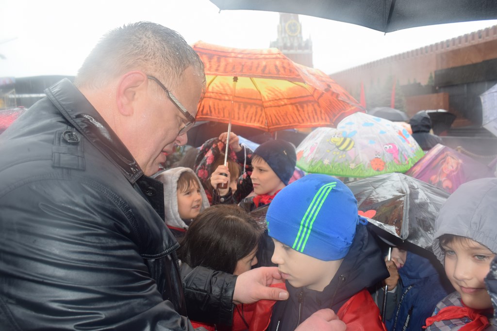 Пионерия и Ленин будут жить всегда в веках!