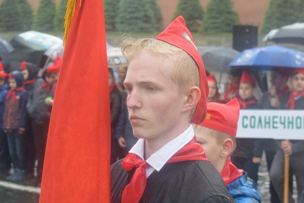 Пионерия и Ленин будут жить всегда в веках!