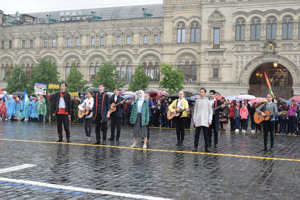 Пионерия и Ленин будут жить всегда в веках!