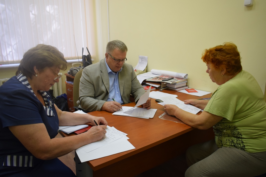 Депутат-коммунист Александр Наумов провёл приём граждан в г.о. Подольск