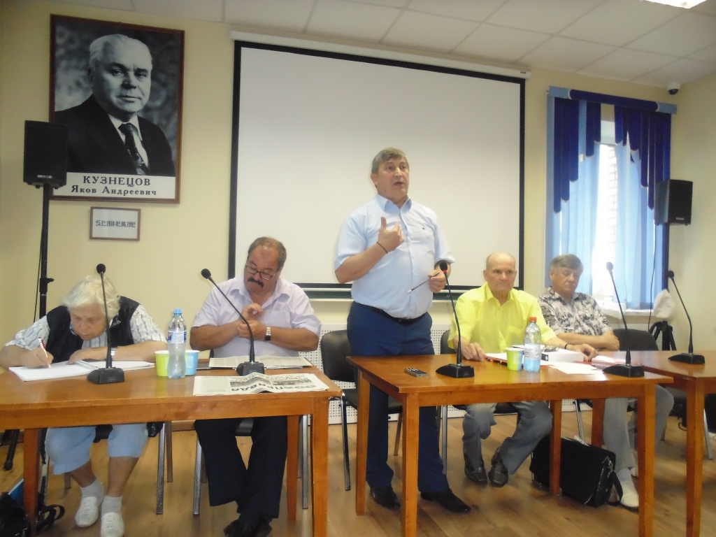 В Наро-Фоминском Селятино прошла встреча кандидата в Губернаторы Подмосковья от КПРФ Константина Черемисова