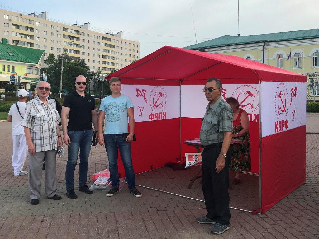 Многотысячные митинги прошли по всему Подмосковью