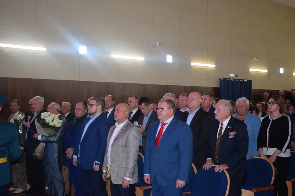 Екатерина Долгасова – представитель КПРФ – вновь избрана Главой Лотошинского муниципального района
