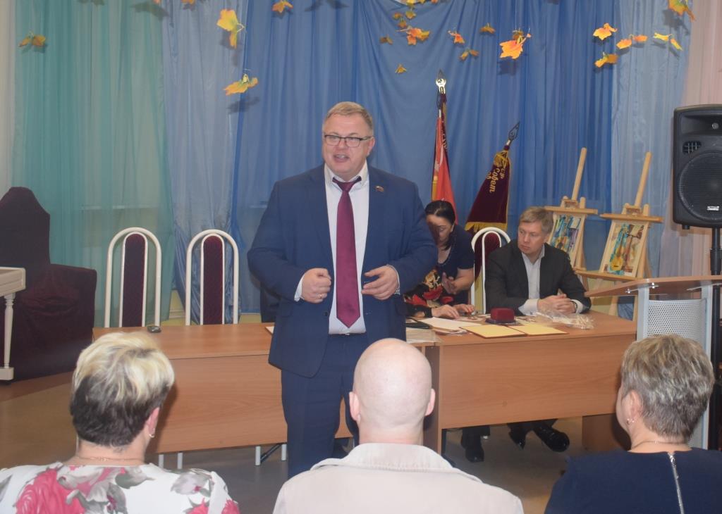 Состоялось общее торжественное Собрание Домодедовского ГК КПРФ, посвященное 100-летию ВЛКСМ