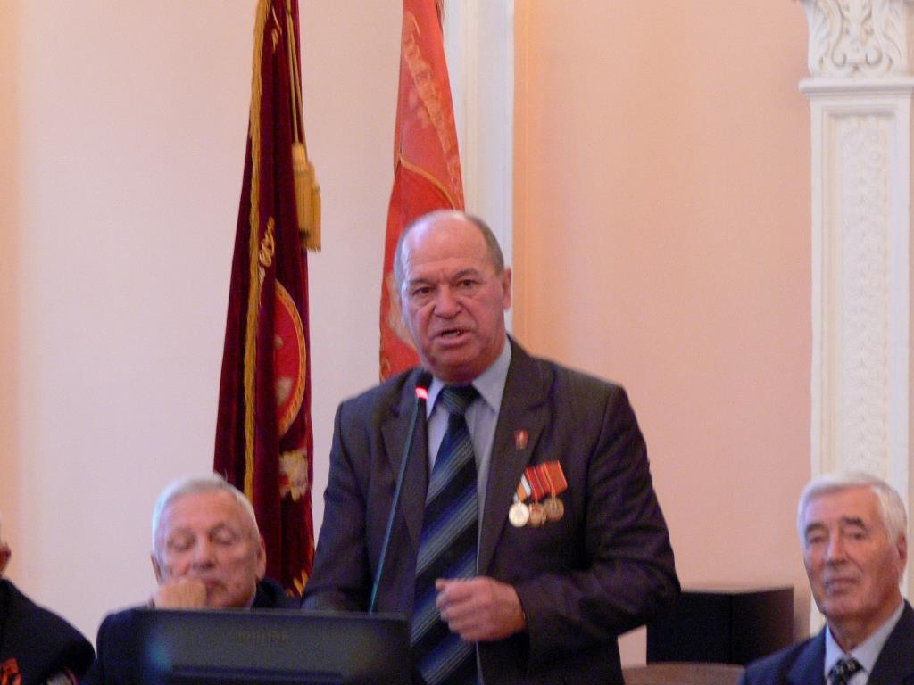 «У партии и Комсомола одна цель — коммунизм!»