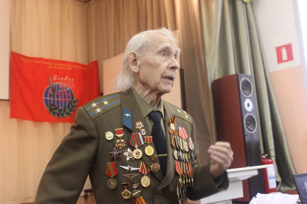 Памяти Виталия Петровича Лазарева