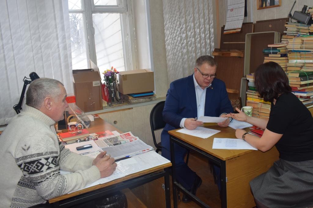 Депутат Александр Наумов провёл приём граждан в Ленинском районе и в г.о. Серпухов