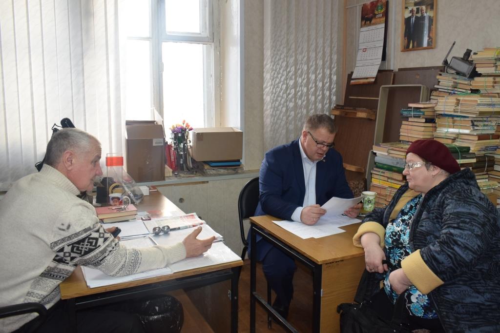Депутат Александр Наумов провёл приём граждан в Ленинском районе и в г.о. Серпухов