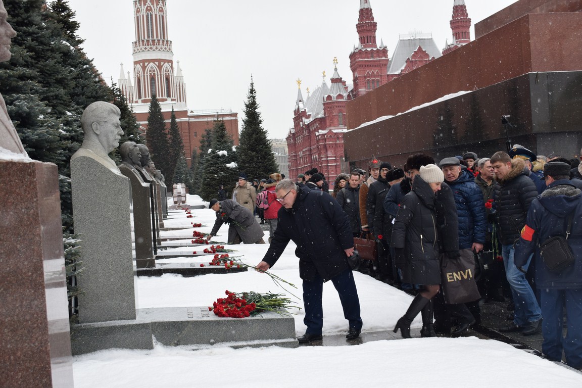 Г.А. Зюганов о В.И. Ленине: Это гениальный мыслитель, политик, стратег и тактик