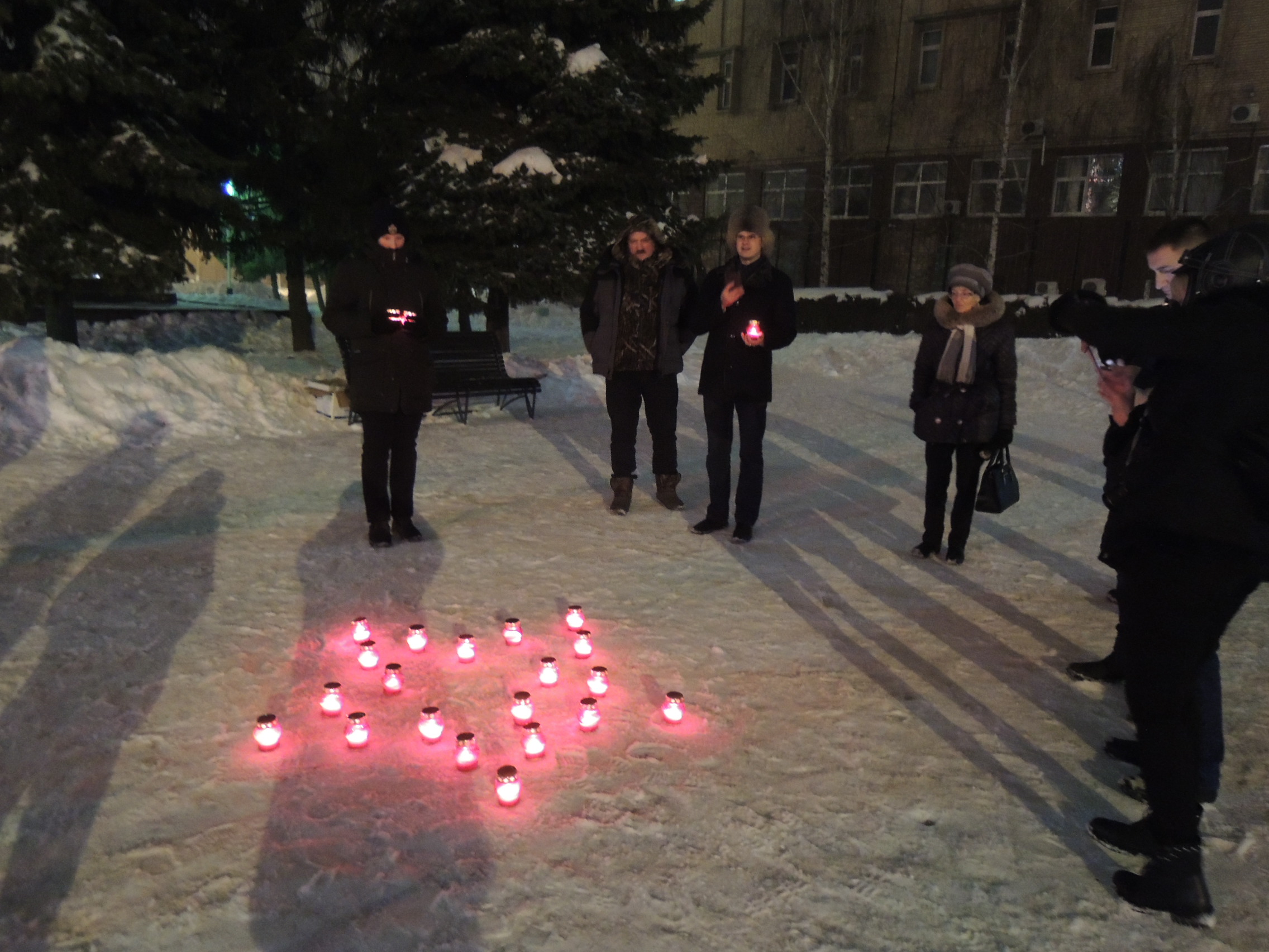 Вечная память героям, защитившим свободу и независимость нашей Советской Отчизны!