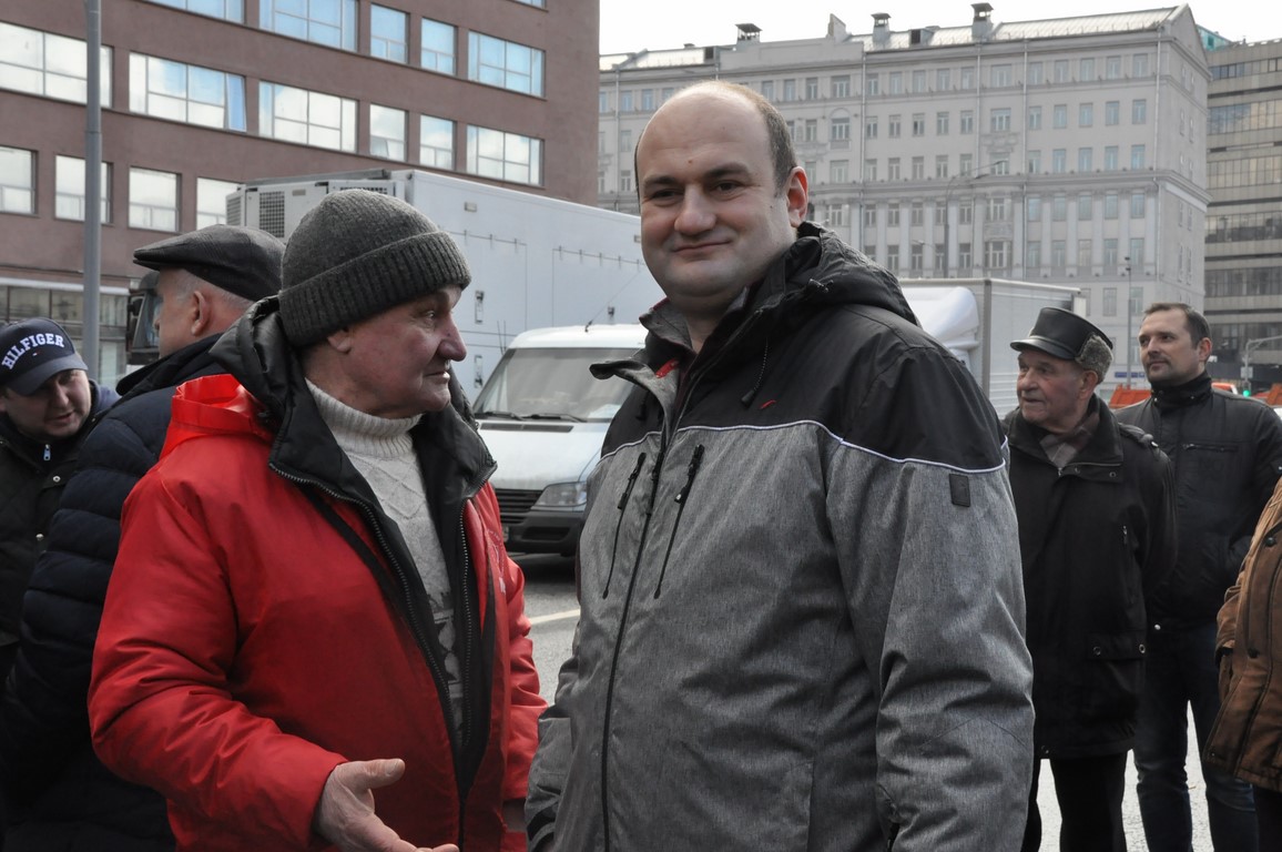 «Человеку труда – достойную жизнь!»