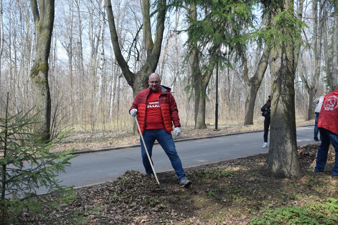 Ленинскому субботнику - ударный труд!