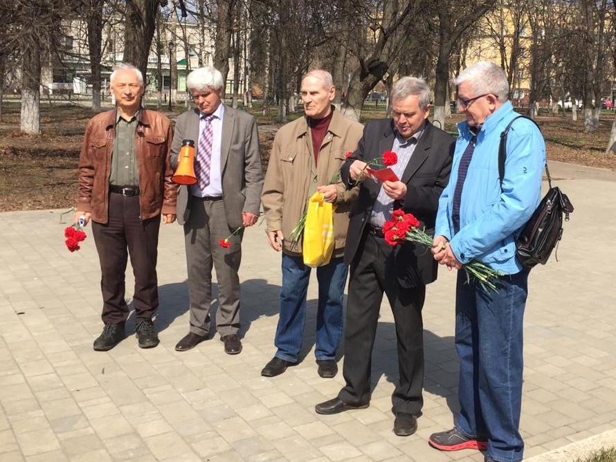 В.И. Ленин в наших сердцах!