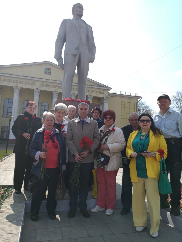 Коммунисты Люберецкого отделения отмечают день рождения Ленина