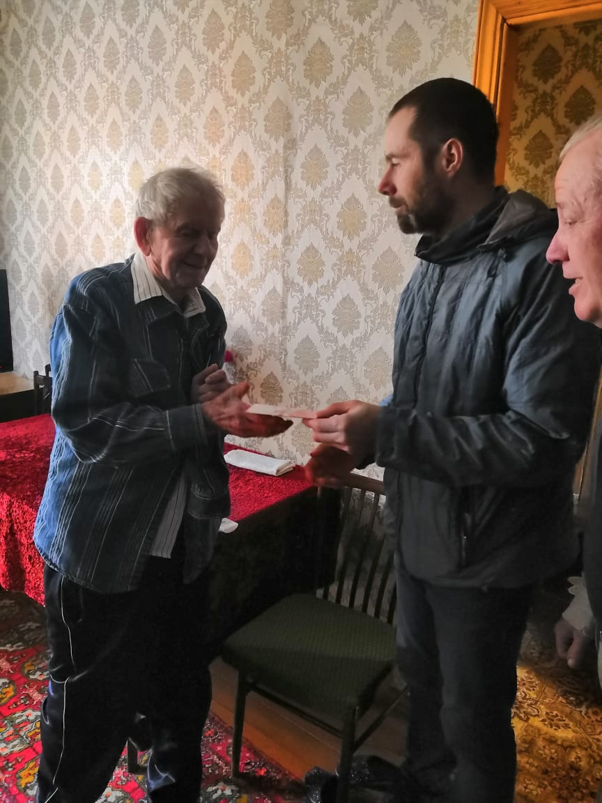 В Клину поздравили ветеранов с Днём Победы