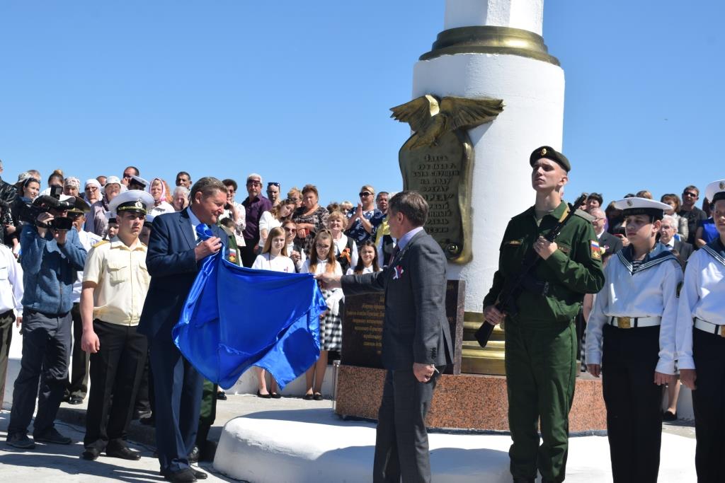 Александр Наумов принял участие в торжественных мероприятиях в Луховицах