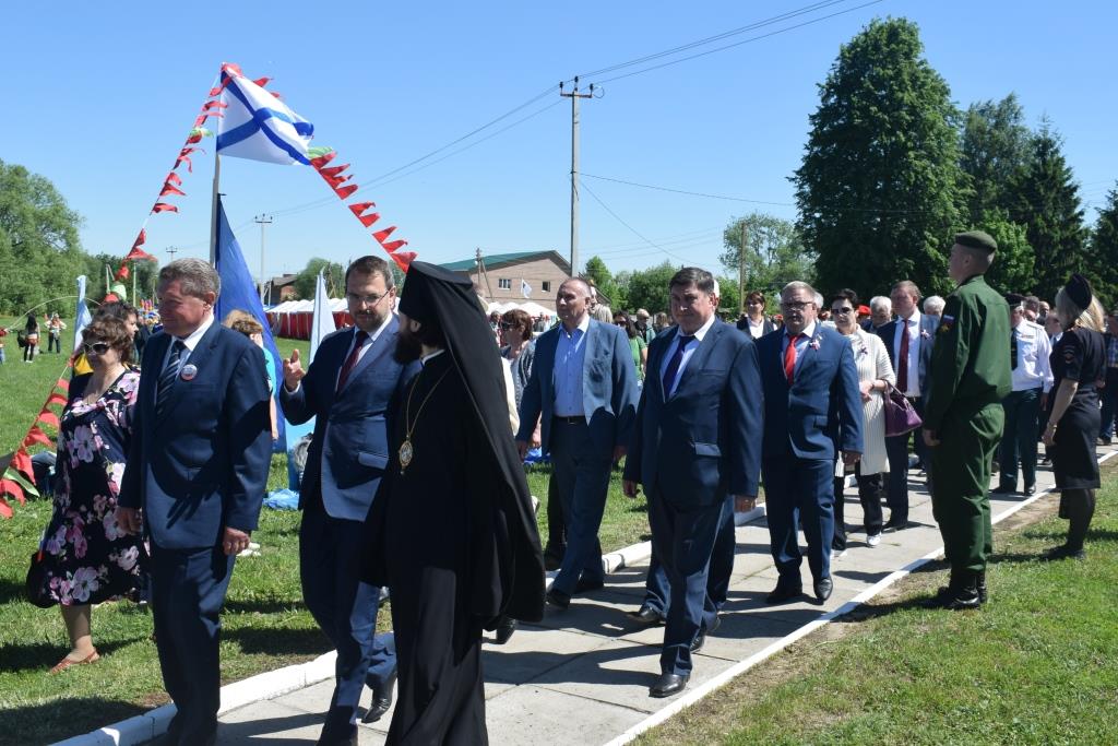 Александр Наумов принял участие в торжественных мероприятиях в Луховицах
