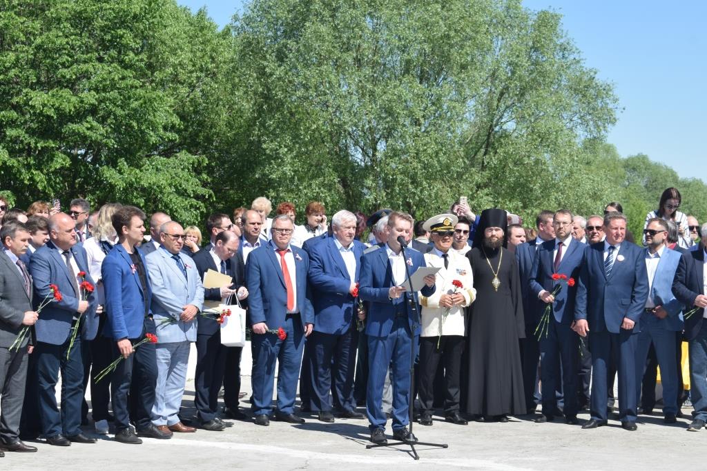 Александр Наумов принял участие в торжественных мероприятиях в Луховицах