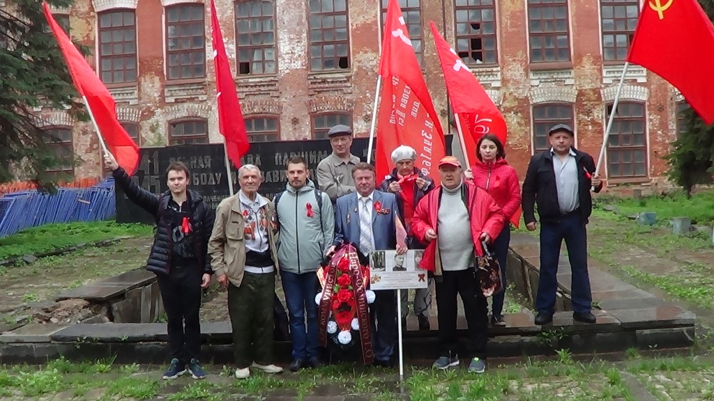 В Наро–Фоминске спрятали памятную доску о подвиге защитников и освободителей города