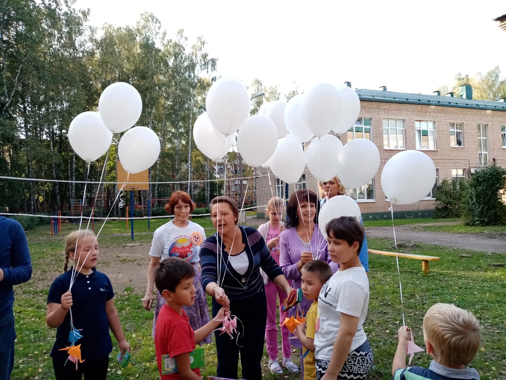 «Лети, журавлик»