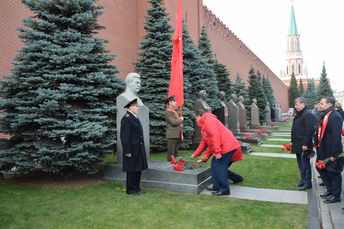 Г.А. Зюганов: Комсомол – наша общая судьба!