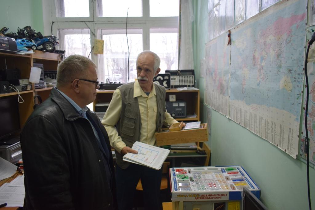 Депутат Александр Наумов посетил в г.о. Серпухов «Дом детского и юношеского технического творчества»