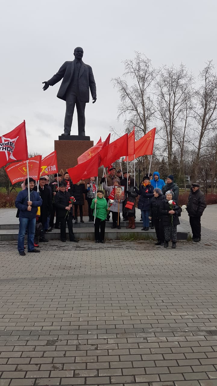 Праздничное шествие в Электростали