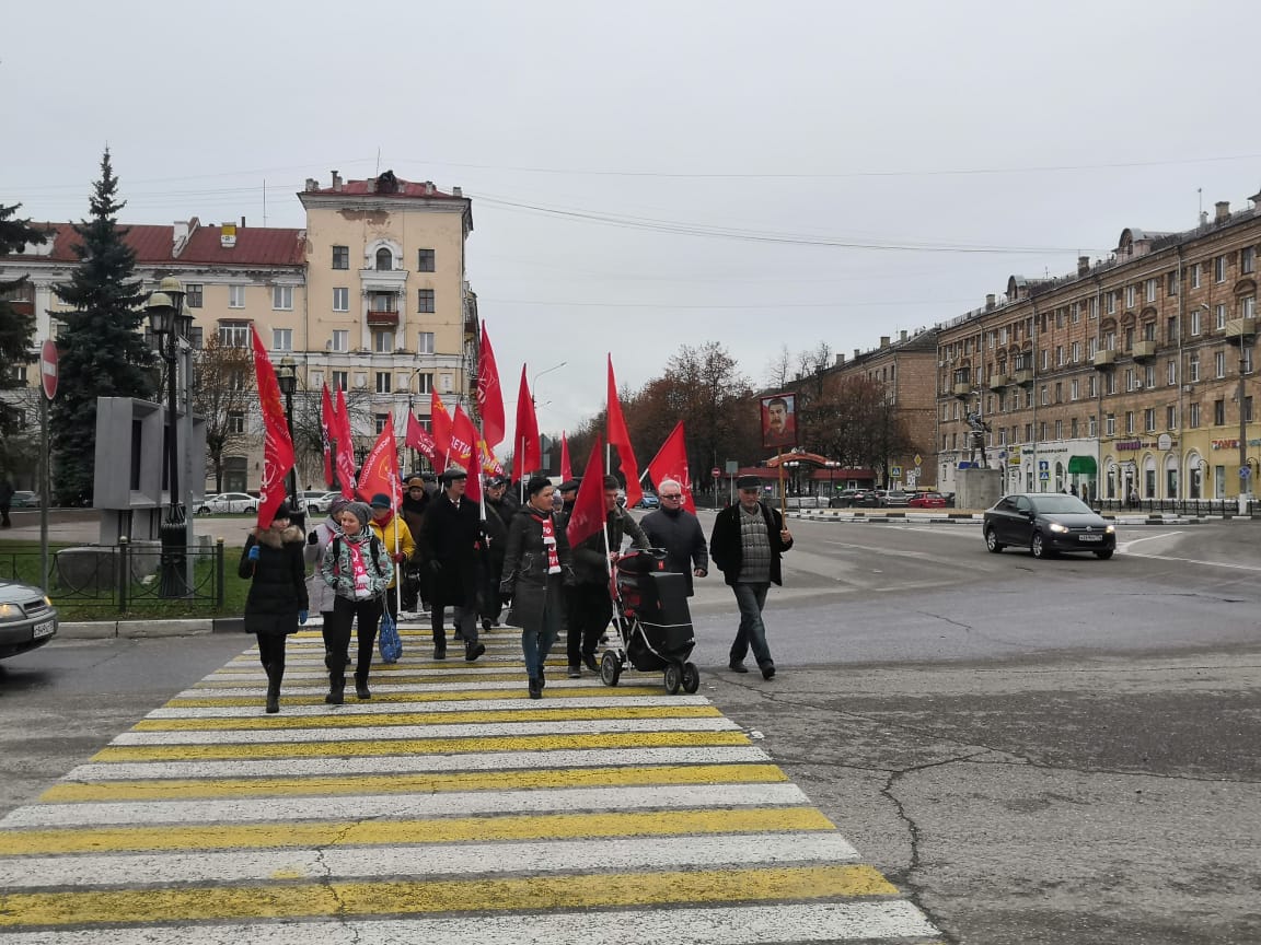 Праздничное шествие в Электростали