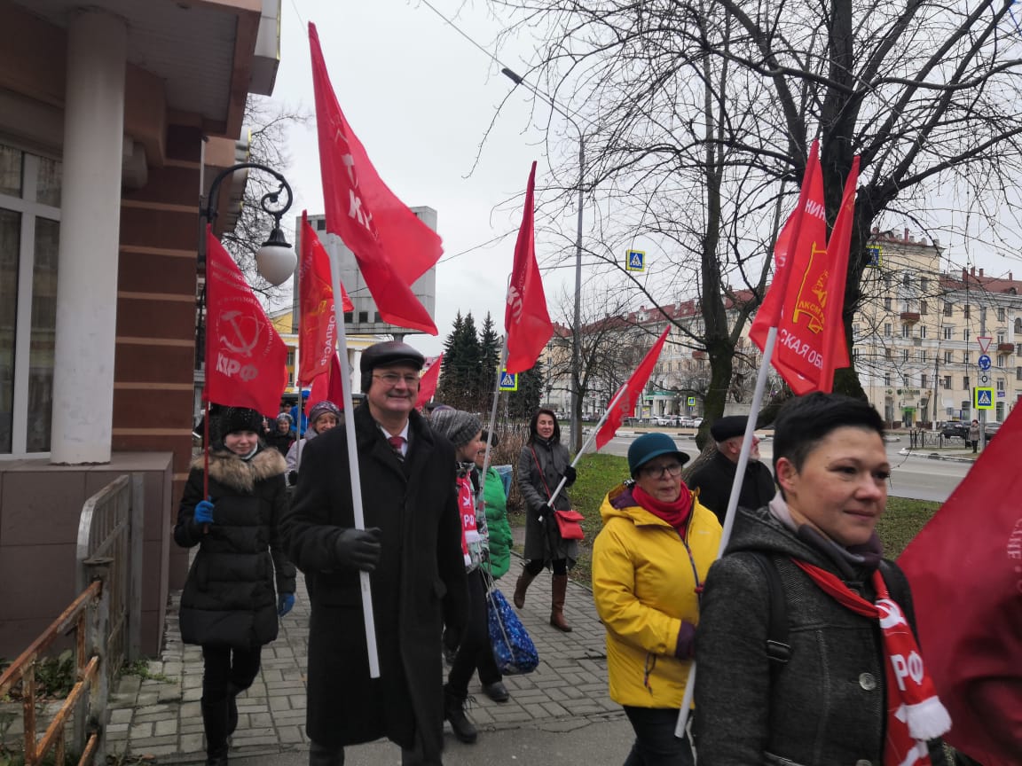 Праздничное шествие в Электростали