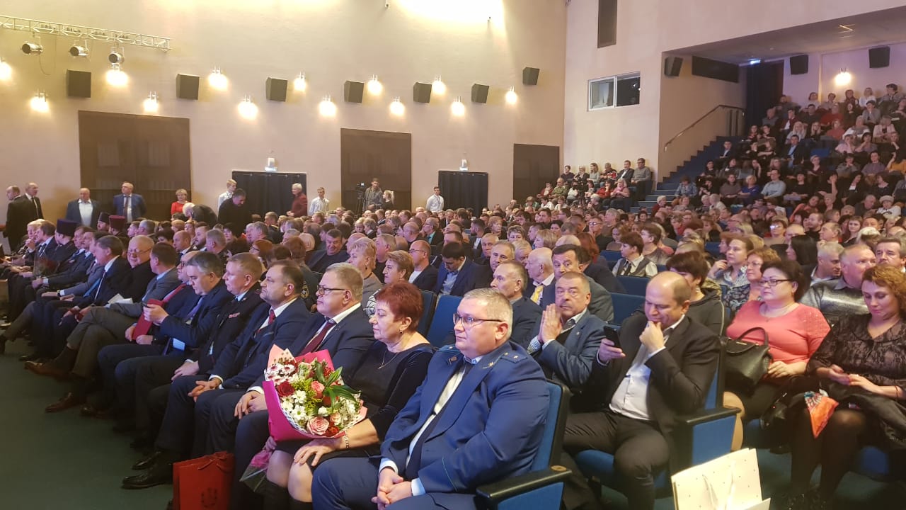 Александр Наумов поздравил Главу г.о. Луховицы со вступлением в должность