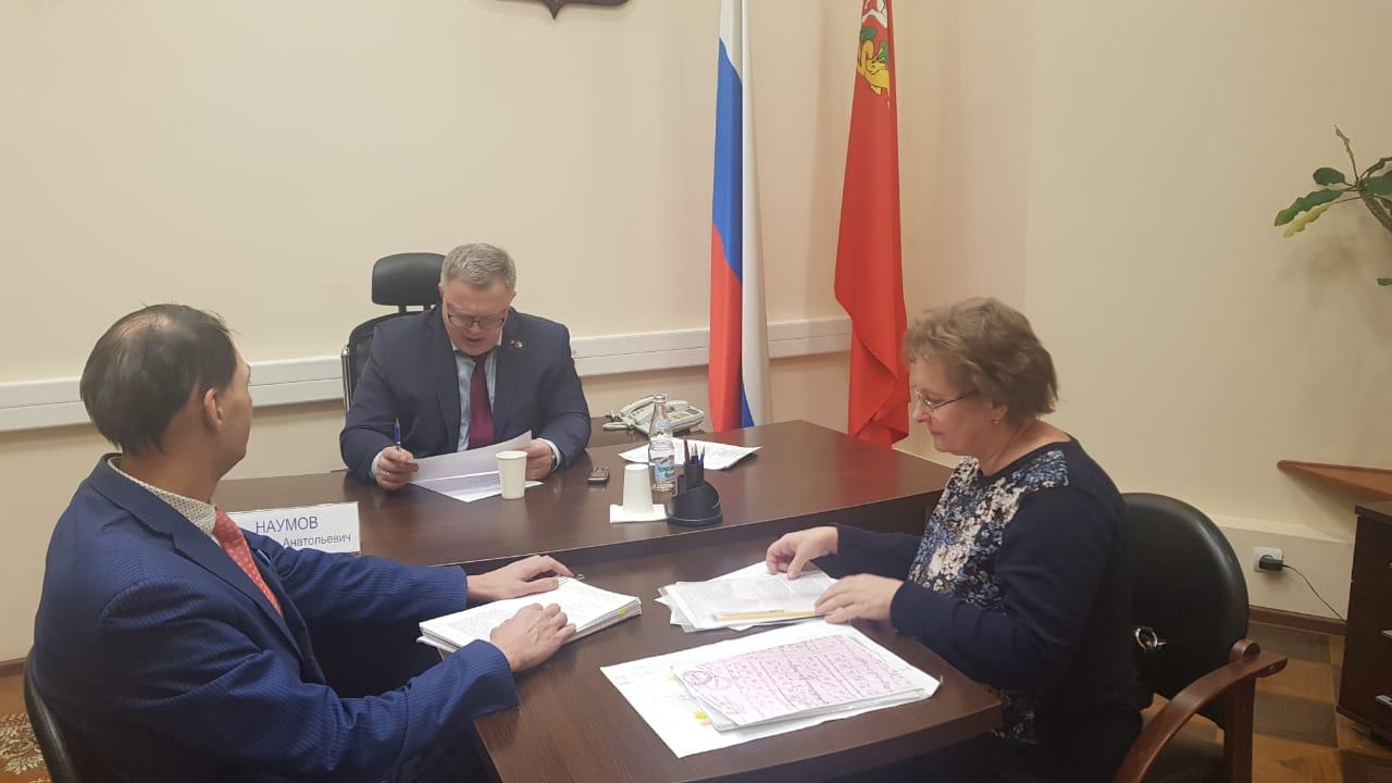 Депутат-коммунист Александр Наумов провёл приём граждан в Мособлдуме