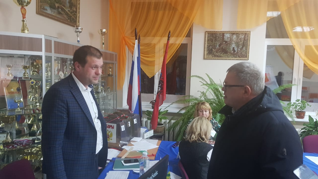 За час до закрытия избирательных участков
