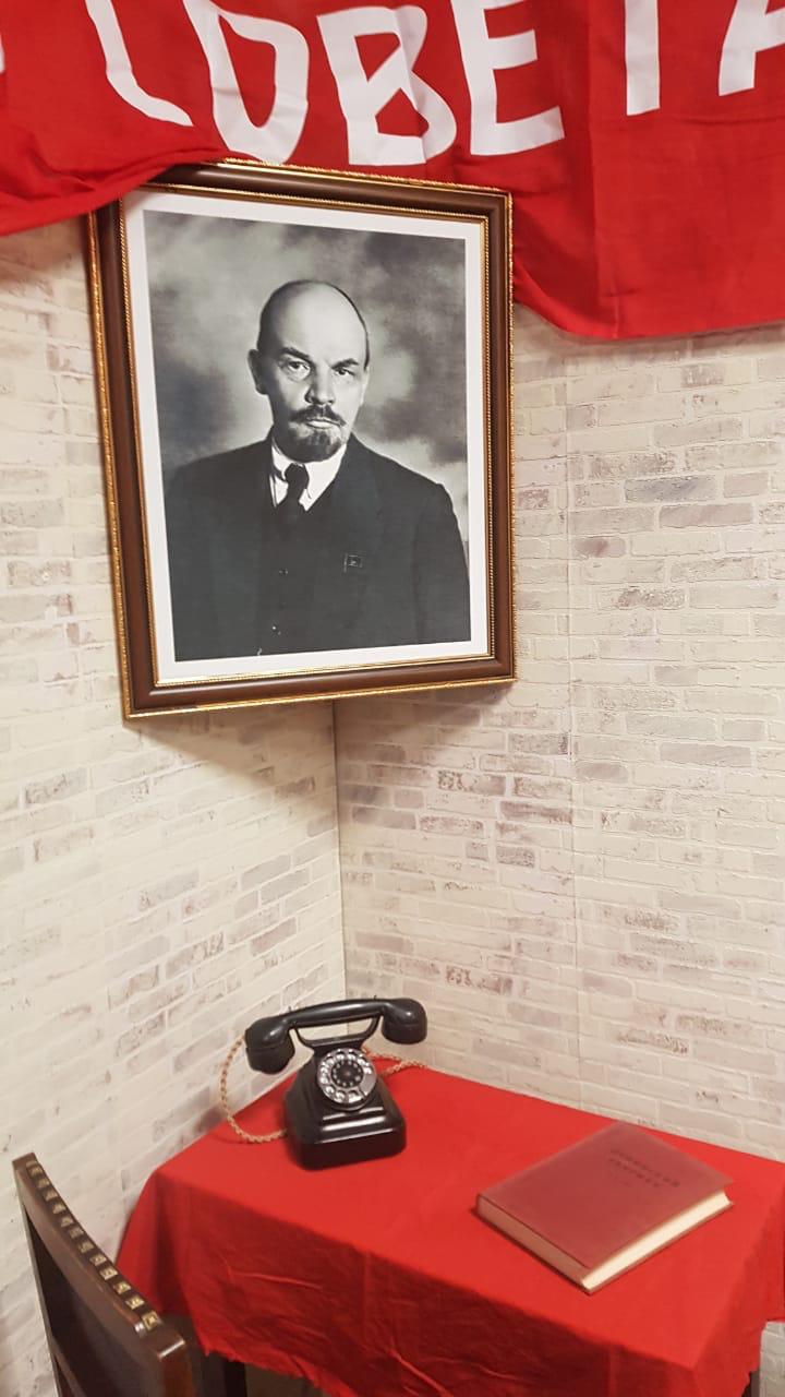 Александр Наумов в день памяти В.И. Ленина посетил Горки Ленинские 