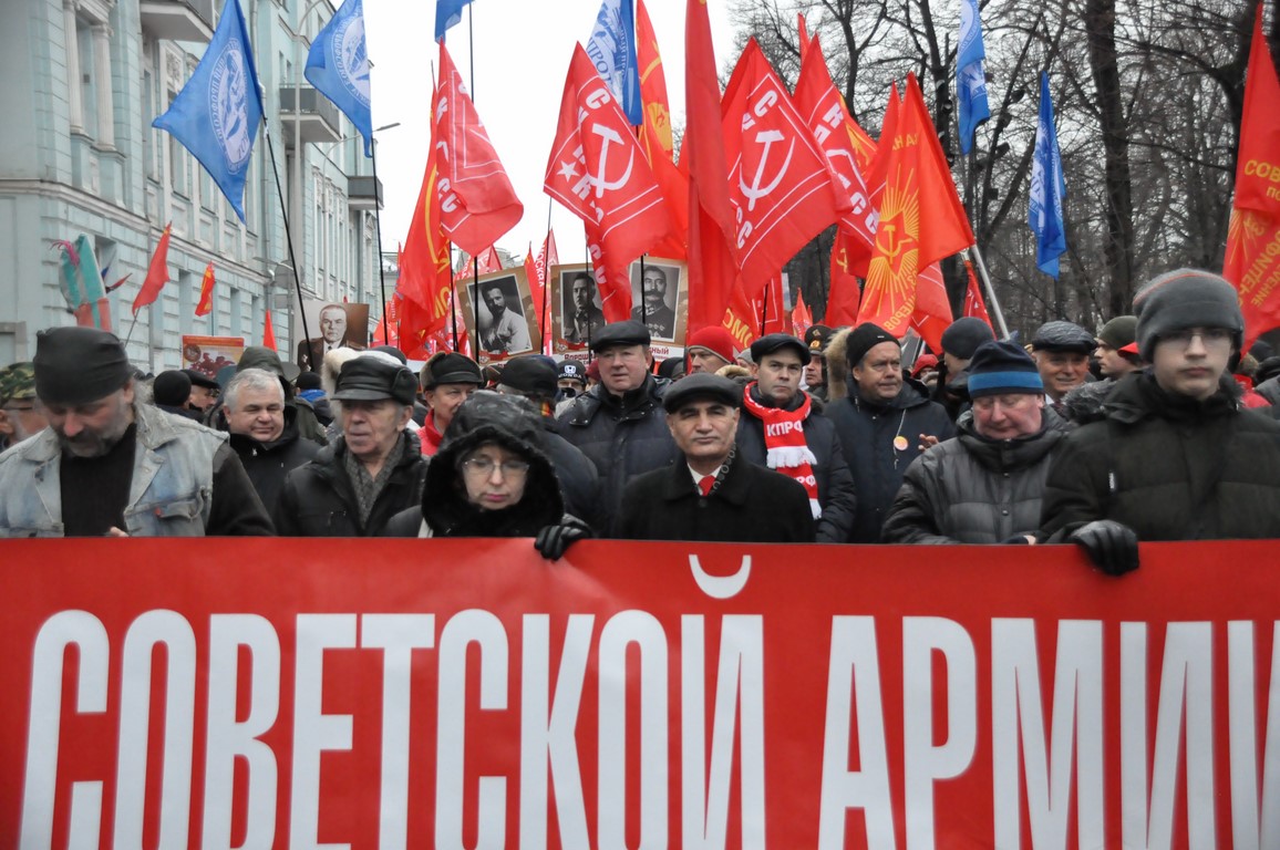 «Ни шагу назад!» Шествие и митинг в Москве