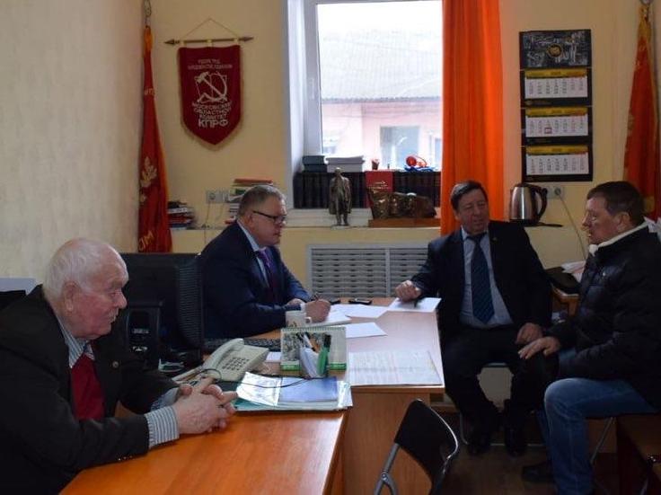Депутат-коммунист Александр Наумов провёл приём граждан в Кашире