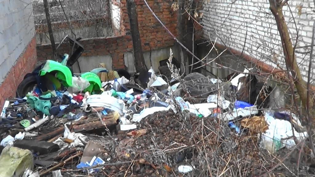 Большие проблемы маленького микрорайона