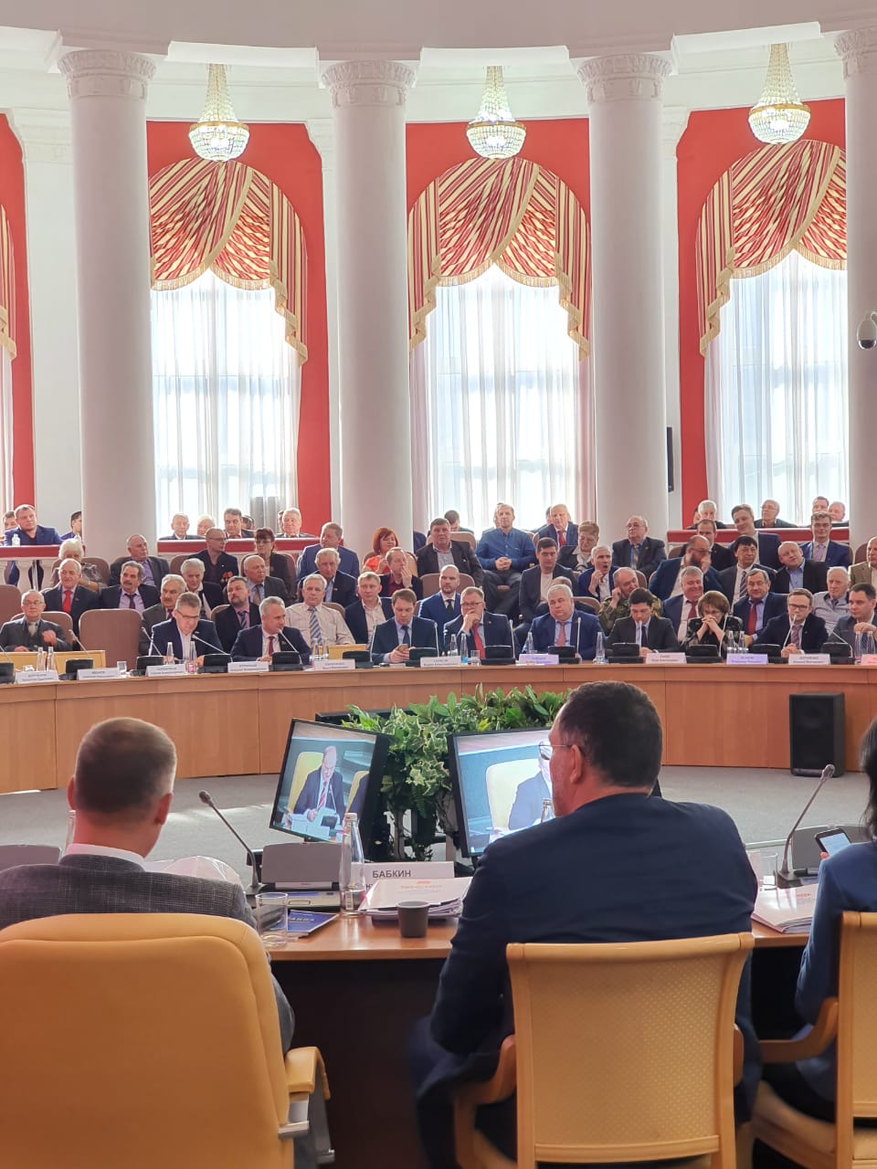 Дмитровские коммунисты приняли участие в международном экономическом форуме