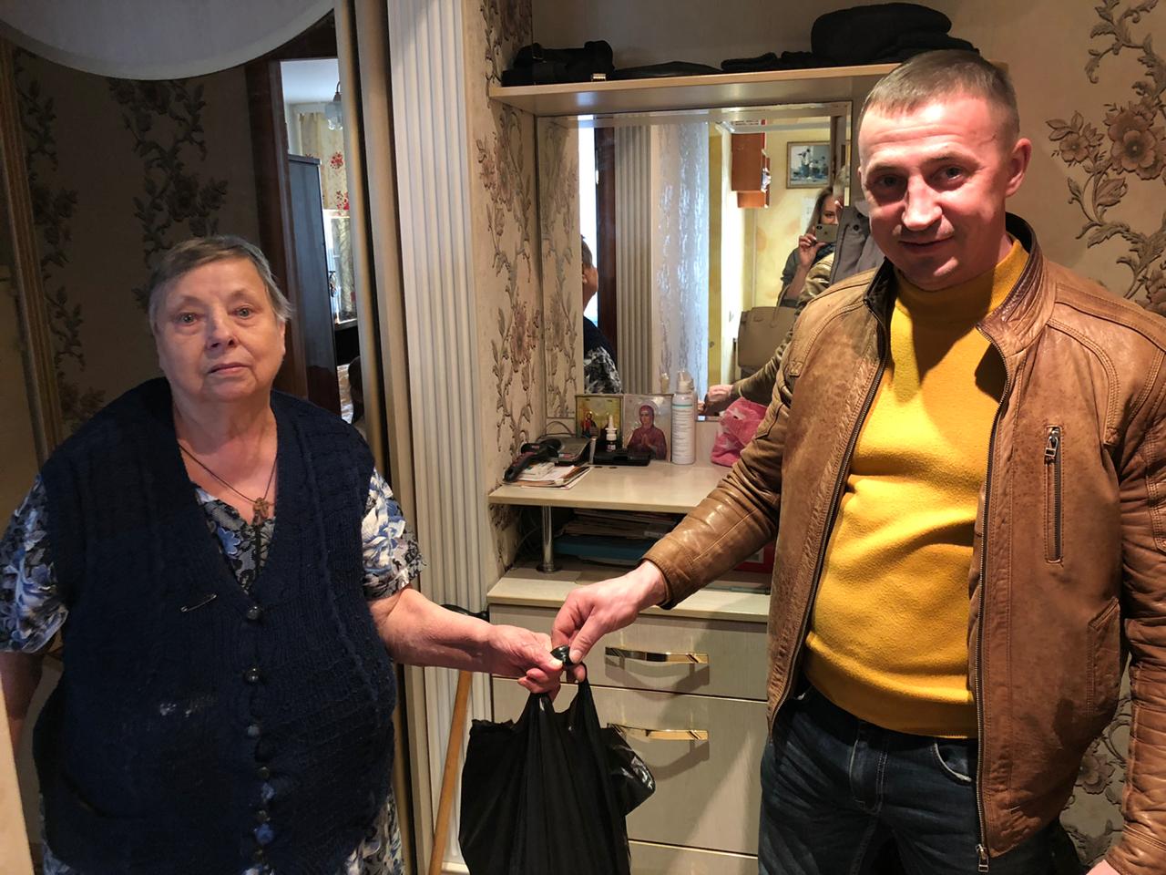 Клинский ГК КПРФ продолжает акцию помощи