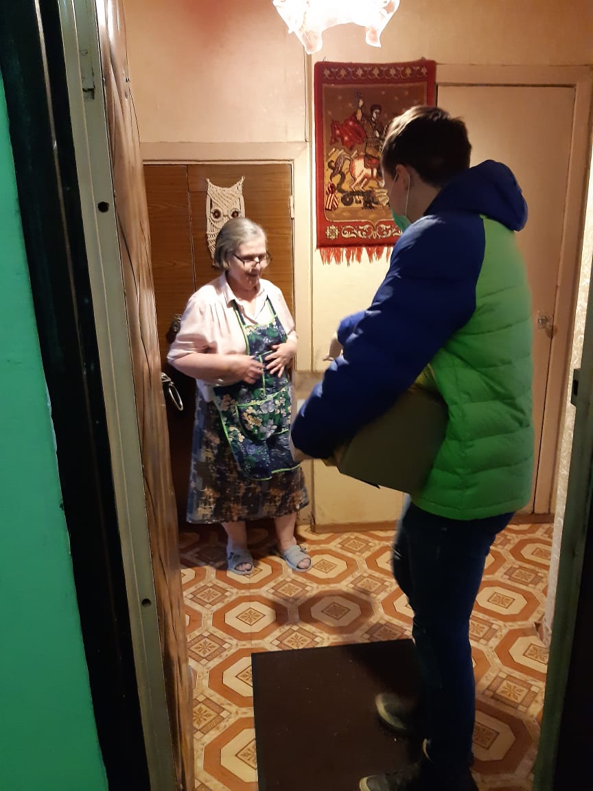 Люберецкие коммунисты помогают нуждающимся