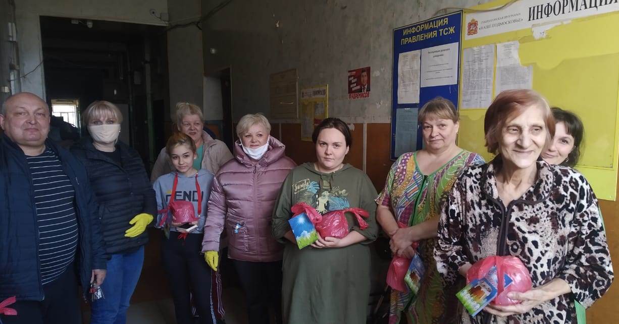 МК КПРФ продолжает помогать пожилым людям и малообеспеченным семьям, находящимся в самоизоляции