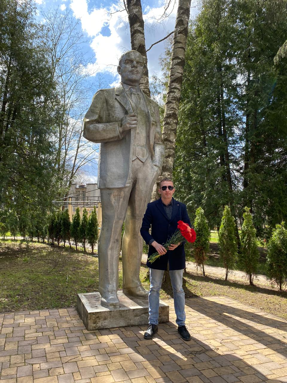 Коммунисты г.о. Королёв почтили память Ленина