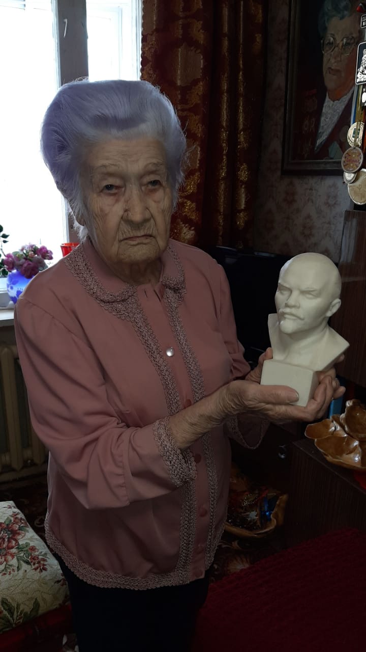 Цветы вождю