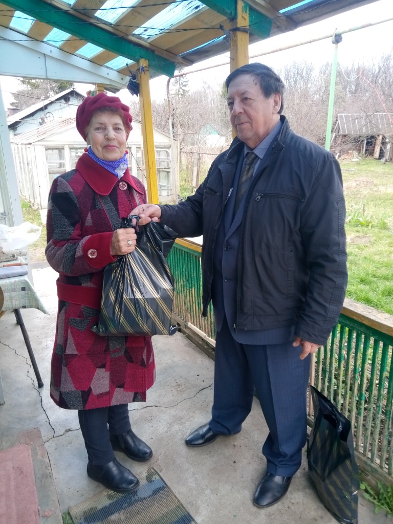 Каширские коммунисты помогают нуждающимся