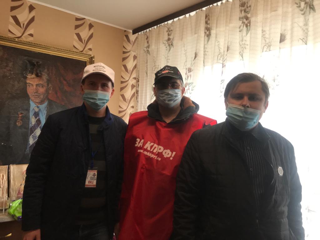 Подольские коммунисты помогают нуждающимся