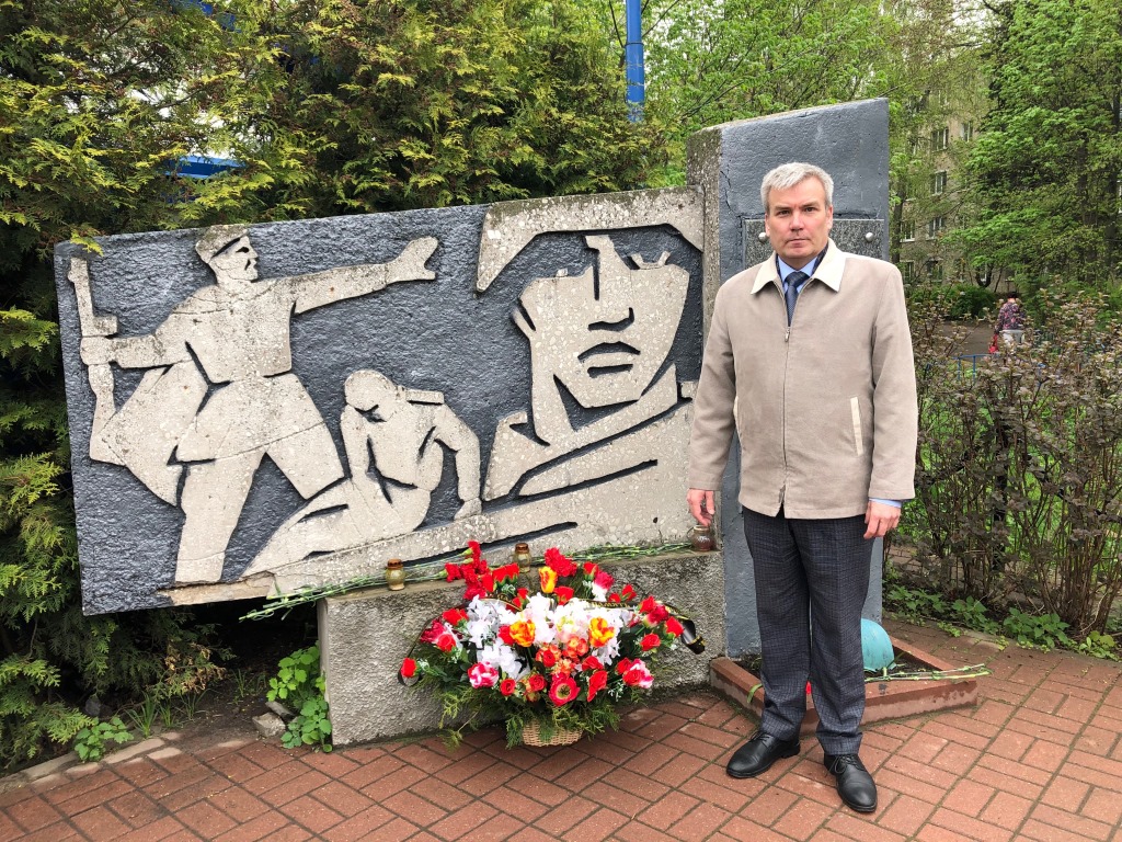 Коммунисты Люберецкого отделения празднуют день Победы!
