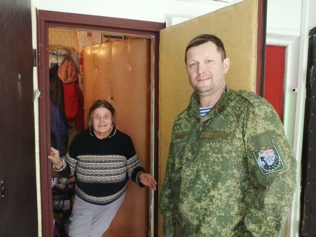 Сергиево-Посадские коммунисты помогают пожилым
