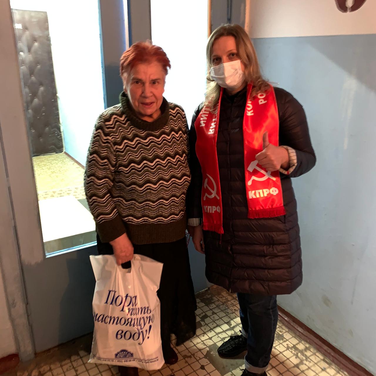 Красногорские коммунисты каждый день помогают нуждающимся